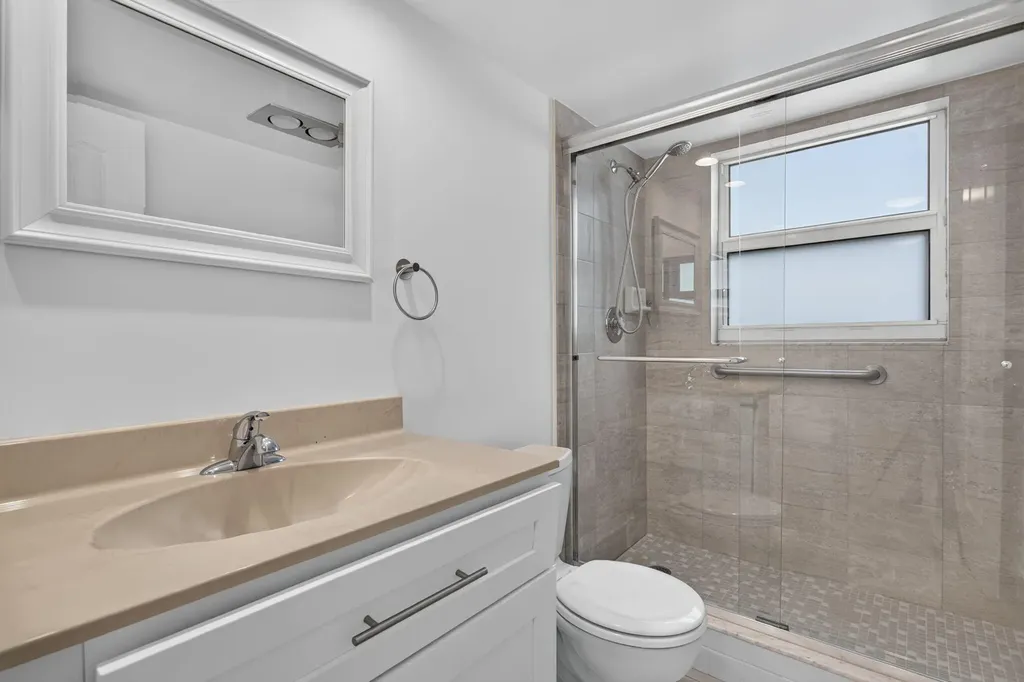 3520 Oaks Way Pompano Beach FL 33069