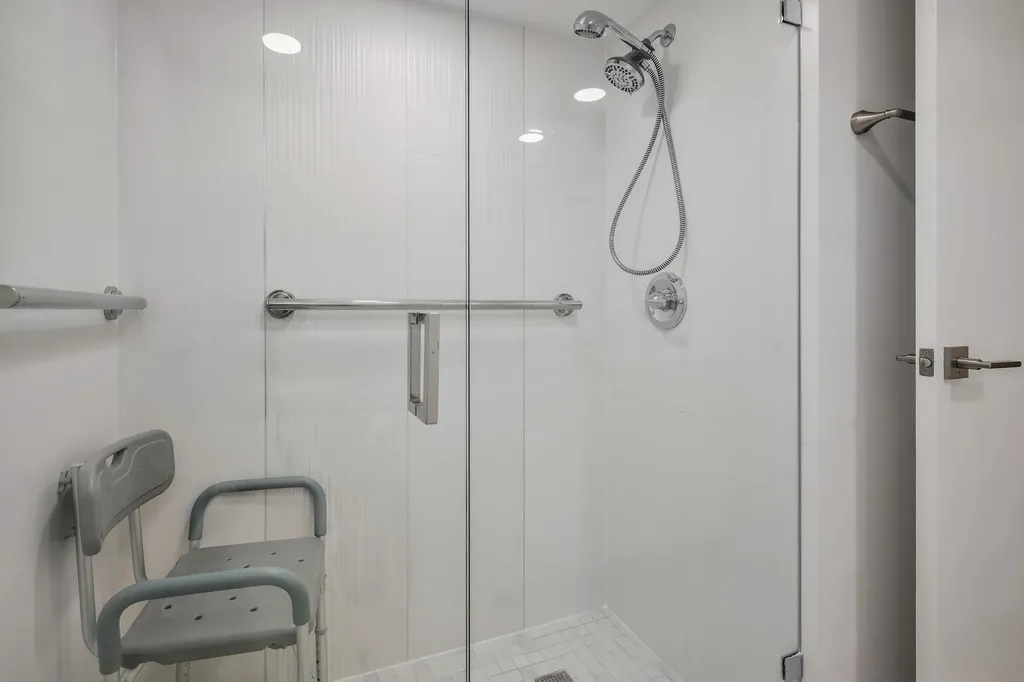 3590 Via Poinciana Lake Worth FL 33467