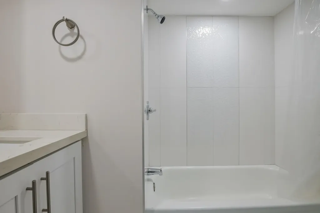 3590 Via Poinciana Lake Worth FL 33467