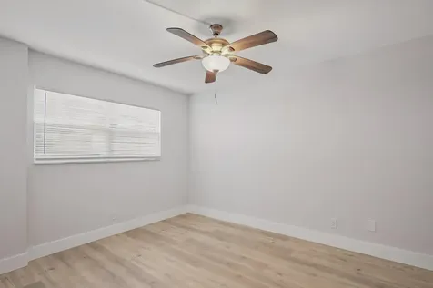 3590 Via Poinciana Lake Worth FL 33467