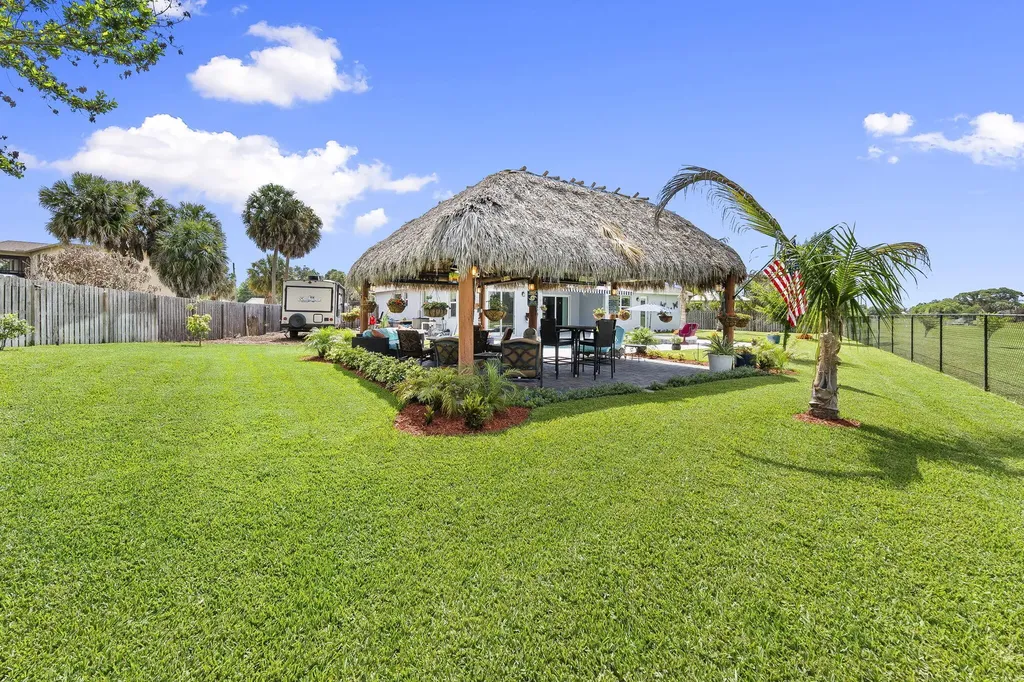 2091 SW Hobby Court Port St Lucie FL 34953
