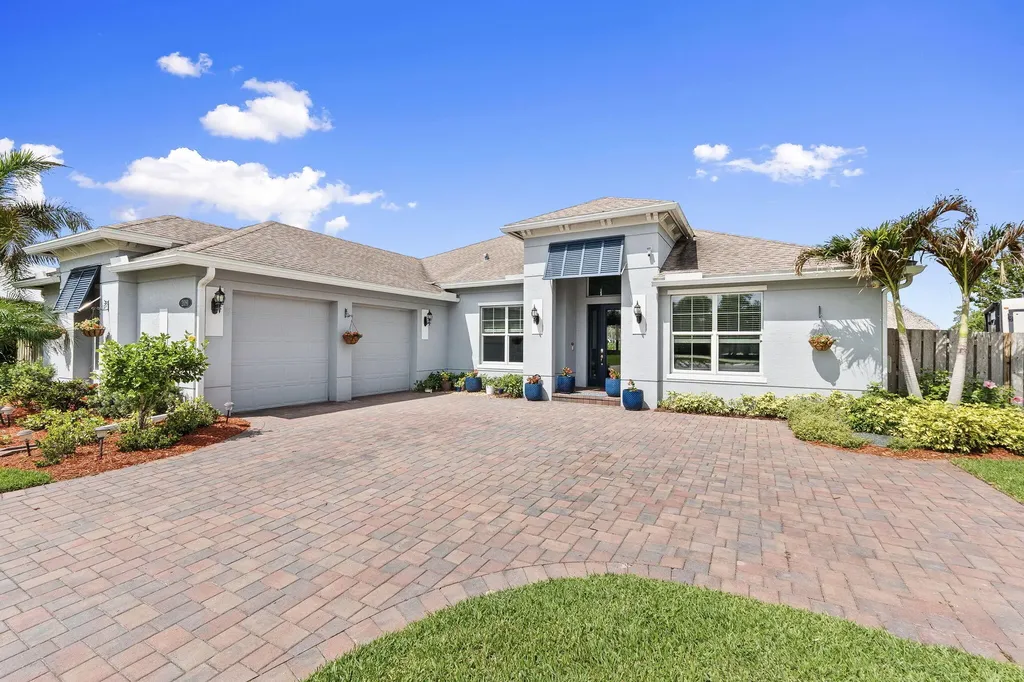 2091 SW Hobby Court Port St Lucie FL 34953