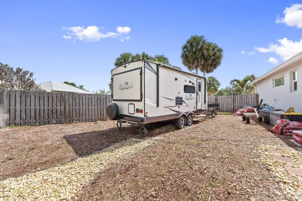 2091 SW Hobby Court Port St Lucie FL 34953