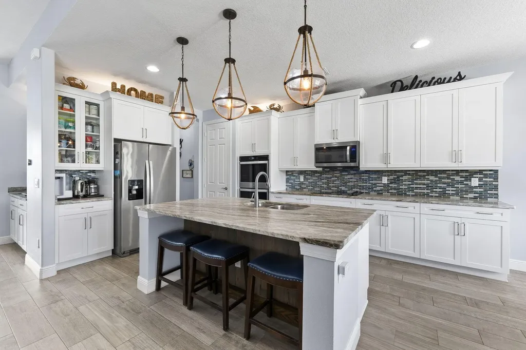 2091 SW Hobby Court Port St Lucie FL 34953