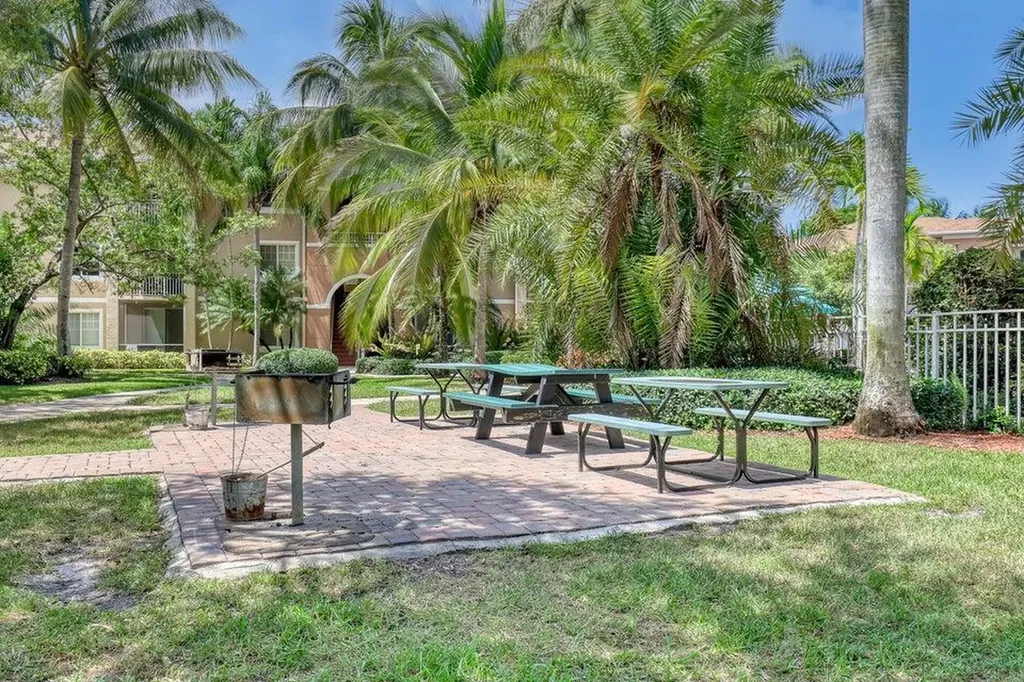 6533 Emerald Dunes Drive West Palm Beach FL 33411