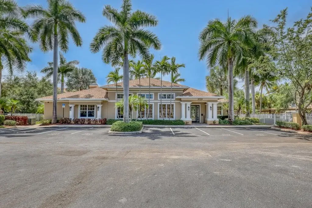 6533 Emerald Dunes Drive West Palm Beach FL 33411