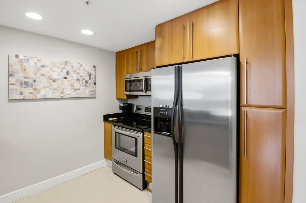 191 SE 20th Avenue Deerfield Beach FL 33441