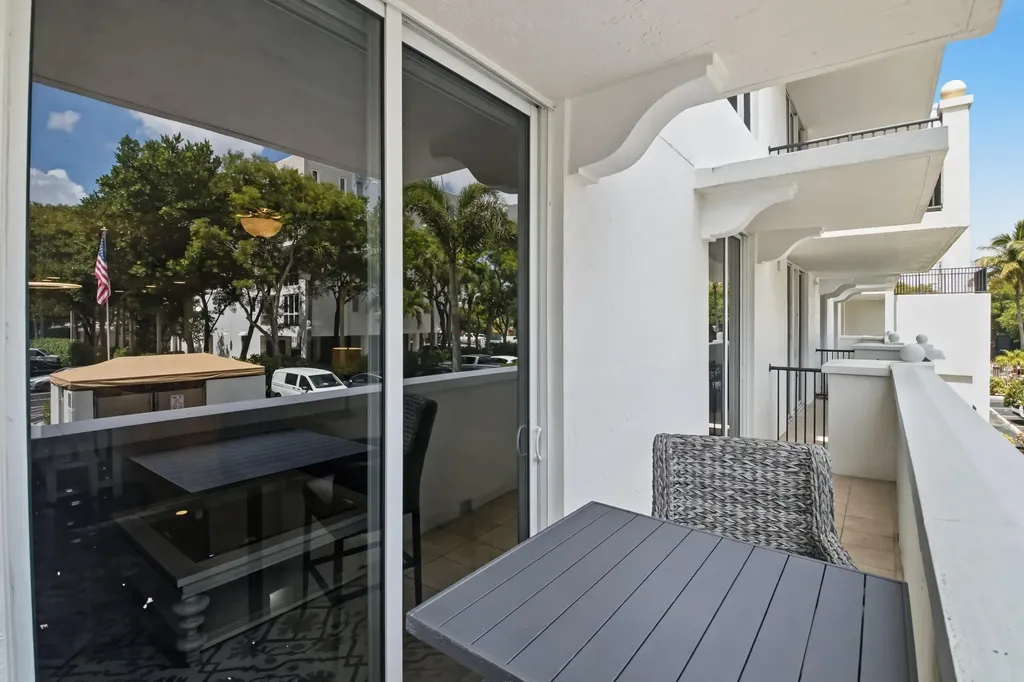 191 SE 20th Avenue Deerfield Beach FL 33441
