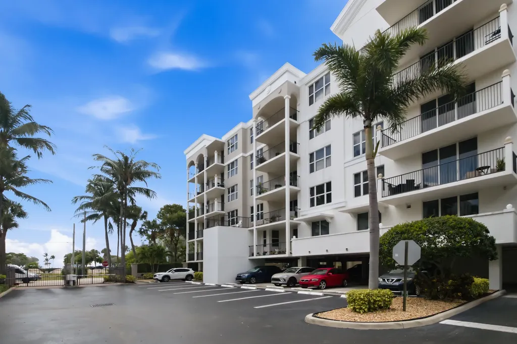 191 SE 20th Avenue Deerfield Beach FL 33441