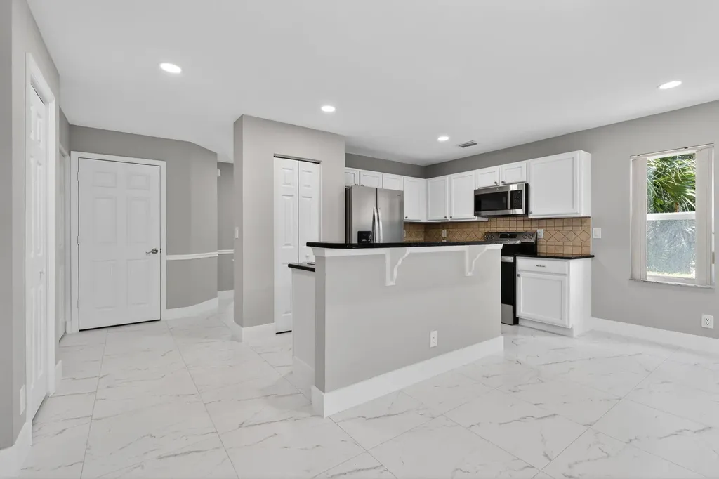106 Fox Meadow Run Jupiter FL 33458