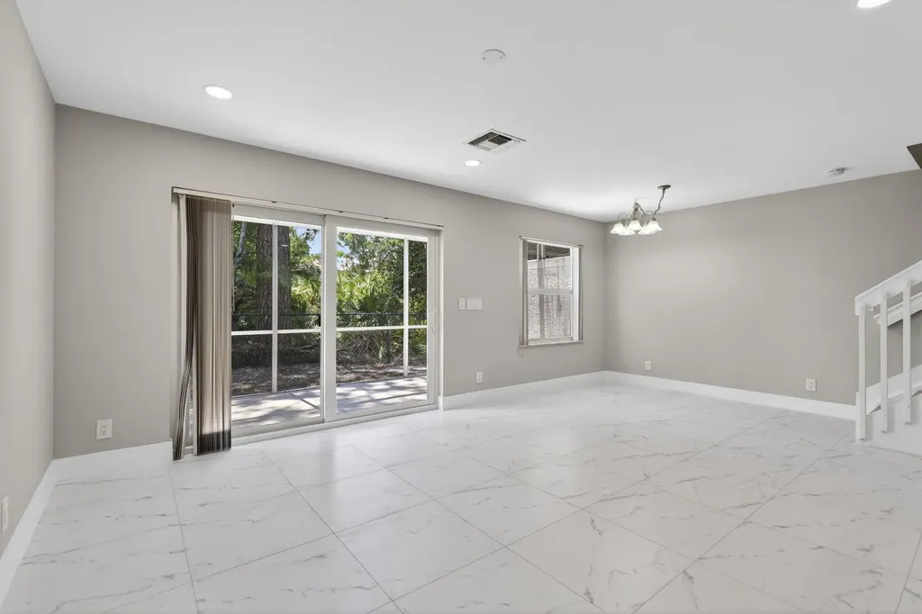 106 Fox Meadow Run Jupiter FL 33458