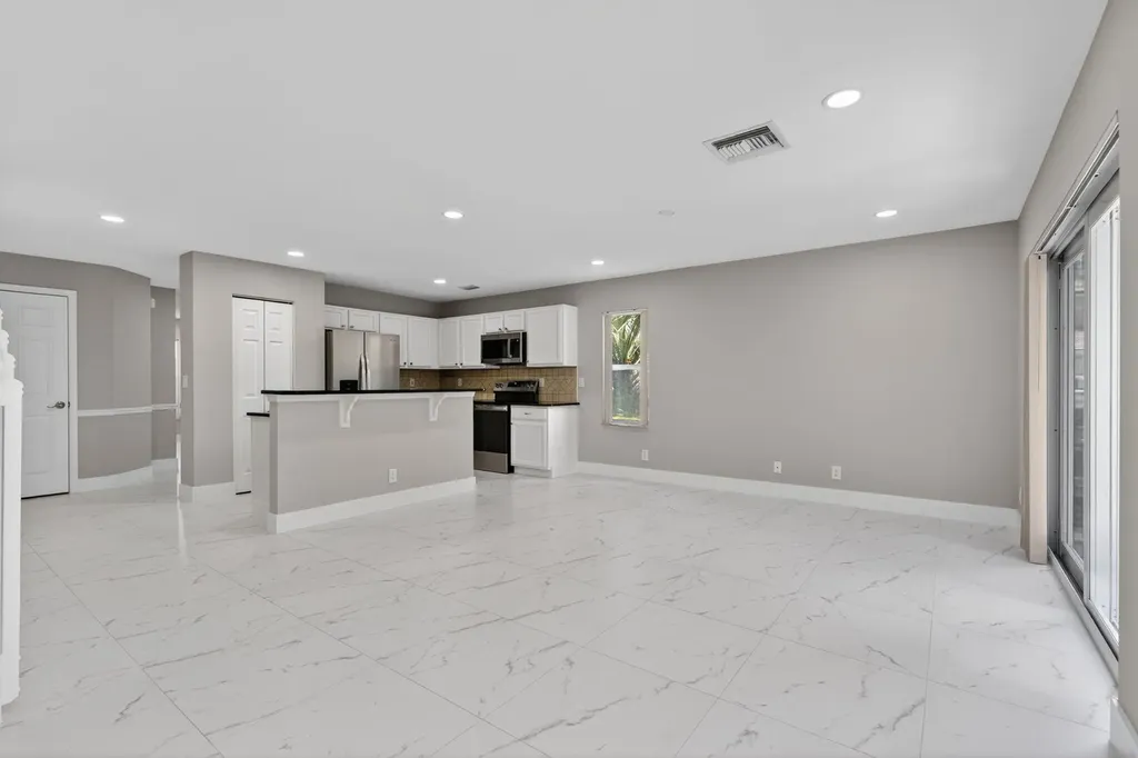 106 Fox Meadow Run Jupiter FL 33458