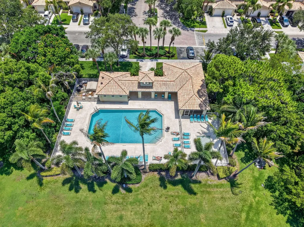 106 Fox Meadow Run Jupiter FL 33458