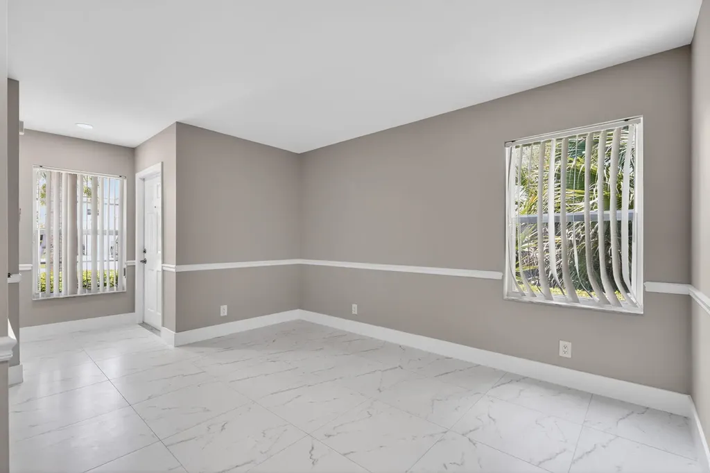 106 Fox Meadow Run Jupiter FL 33458
