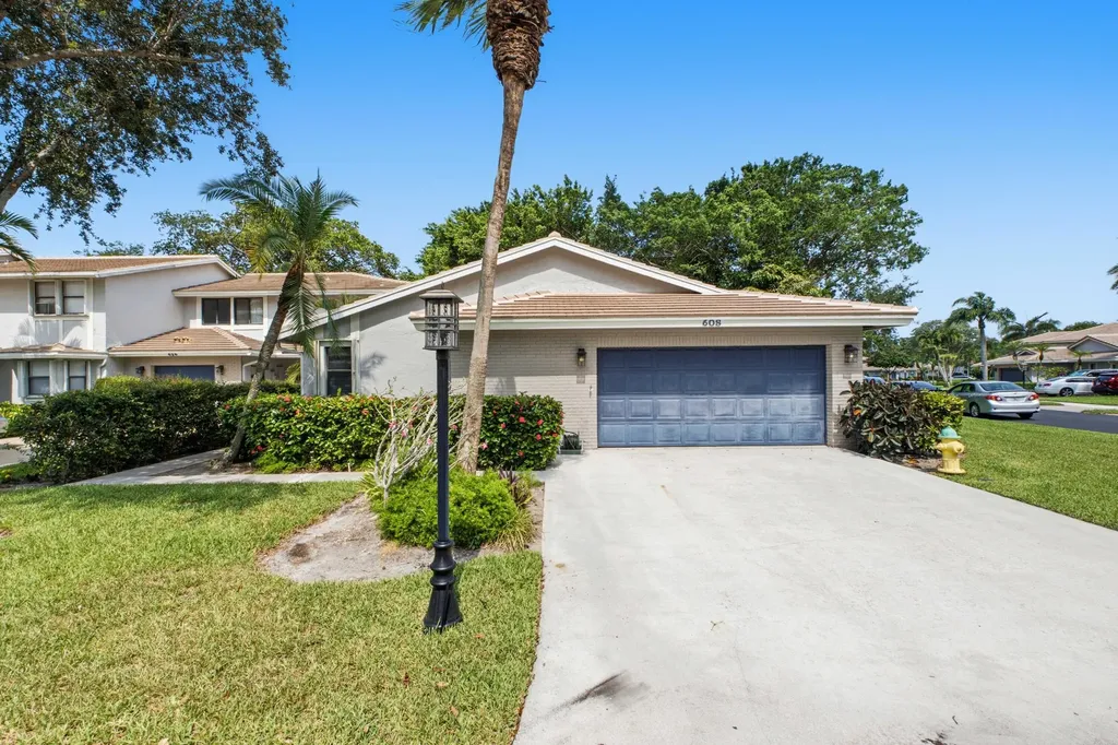 608 Northshore Drive Deerfield Beach FL 33442