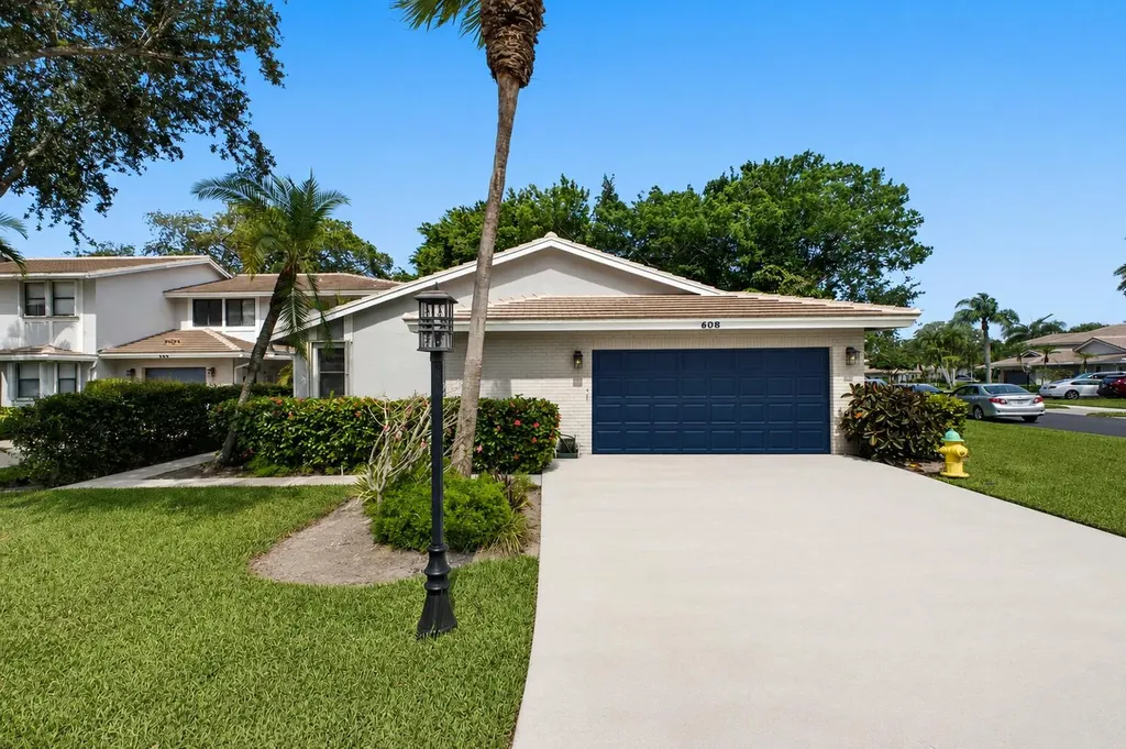 608 Northshore Drive Deerfield Beach FL 33442