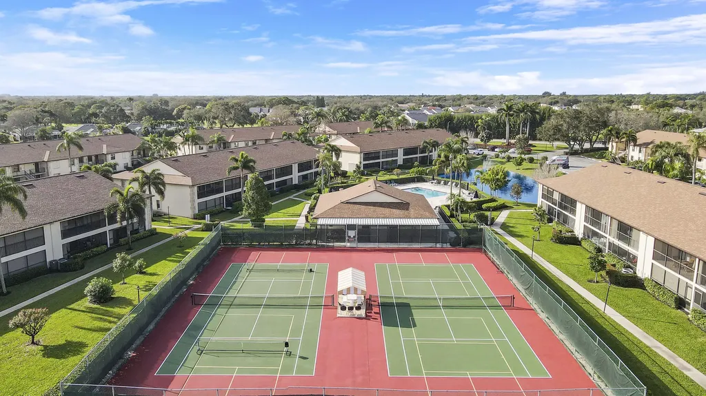 1001 Pinecrest Circle Jupiter FL 33458