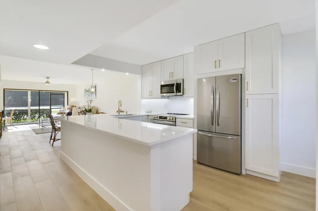 1001 Pinecrest Circle Jupiter FL 33458