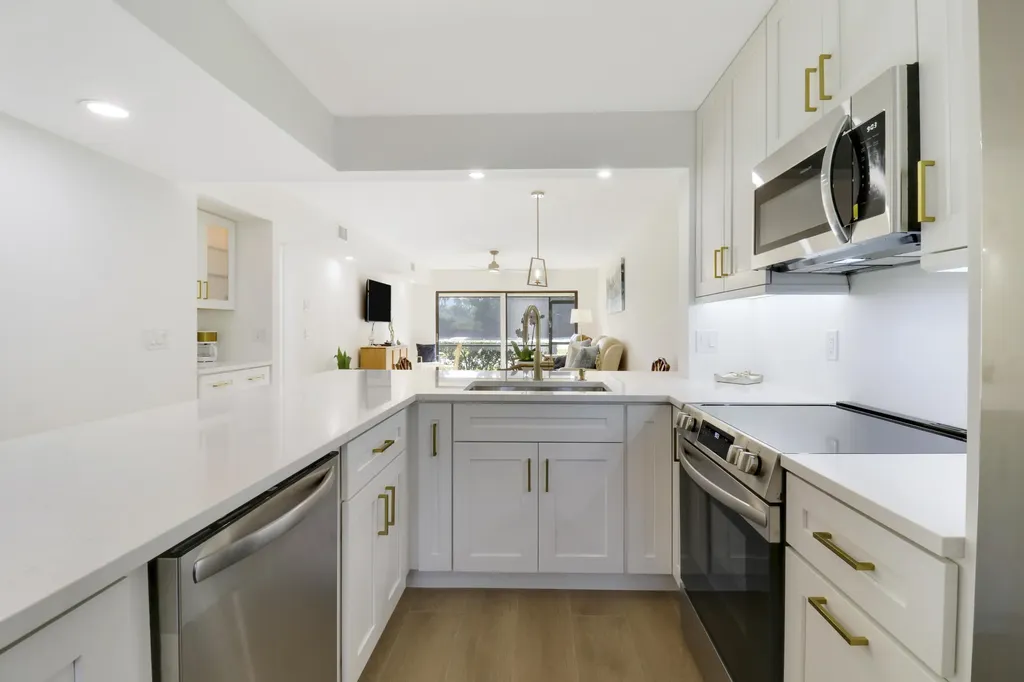 1001 Pinecrest Circle Jupiter FL 33458
