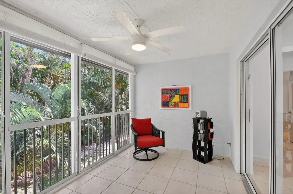 7910 Laina Lane Boynton Beach FL 33437