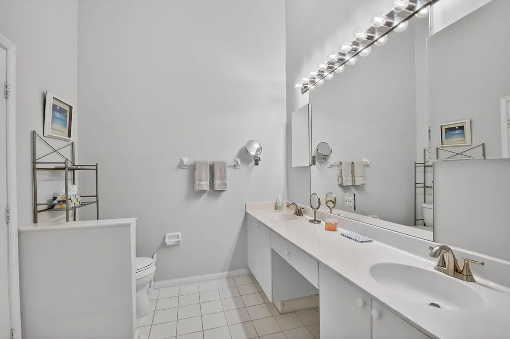 7910 Laina Lane Boynton Beach FL 33437