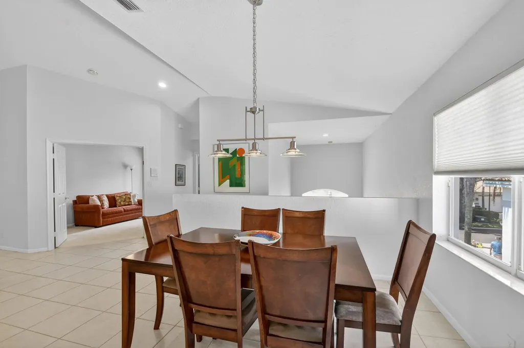 7910 Laina Lane Boynton Beach FL 33437