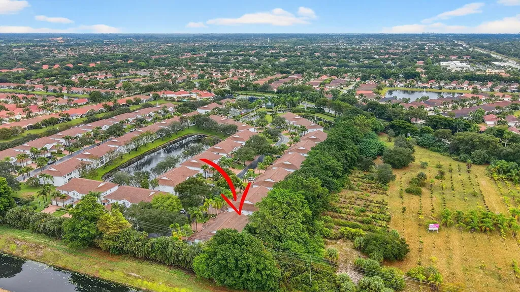 7910 Laina Lane Boynton Beach FL 33437