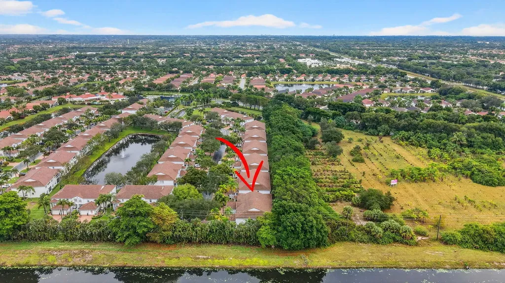 7910 Laina Lane Boynton Beach FL 33437