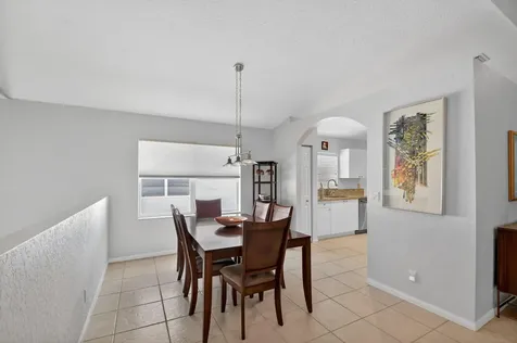 7910 Laina Lane Boynton Beach FL 33437
