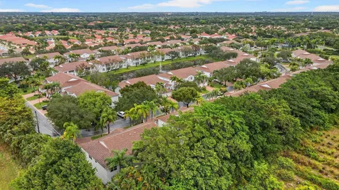 7910 Laina Lane Boynton Beach FL 33437