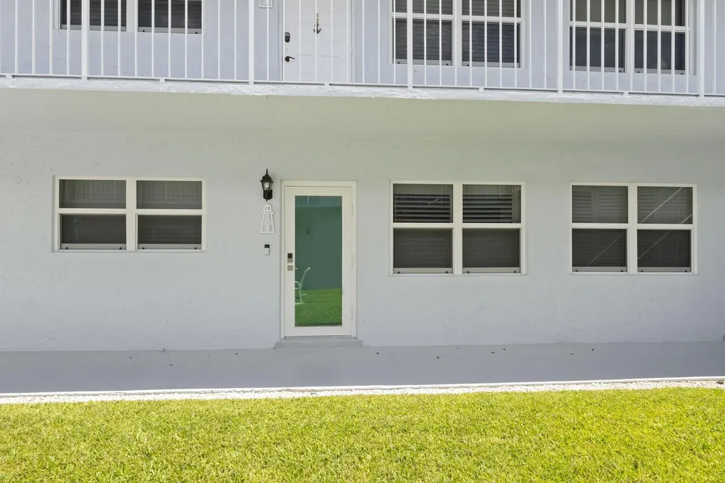 2400 NE 16th Street NE Pompano Beach FL 33062