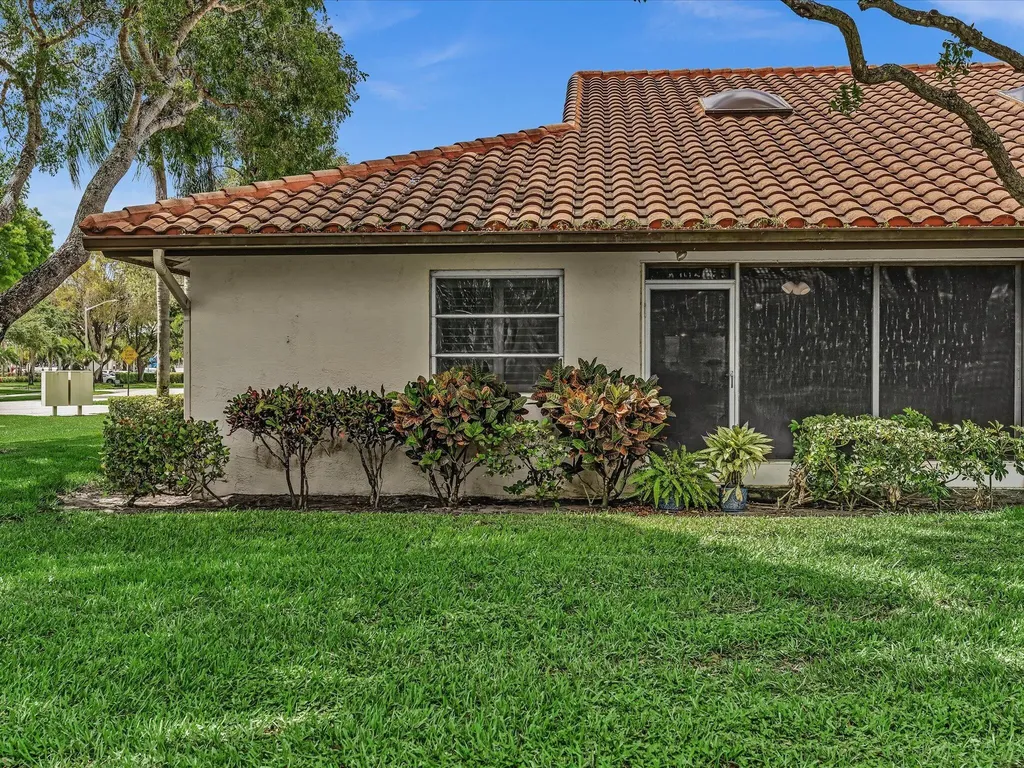 6454 Pointe Pleasant Circle Delray Beach FL 33484