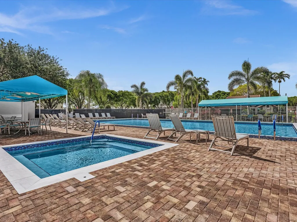 6454 Pointe Pleasant Circle Delray Beach FL 33484