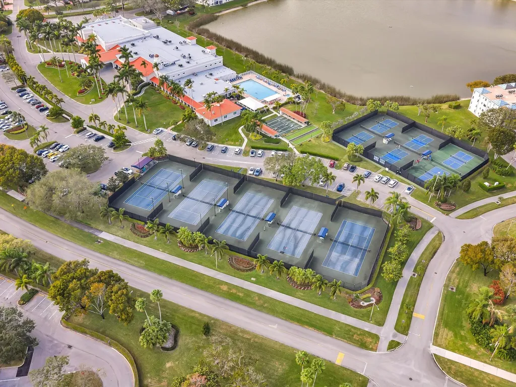 6454 Pointe Pleasant Circle Delray Beach FL 33484