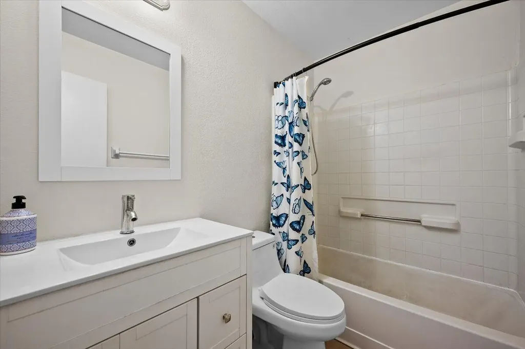 2261 SE Pear Lane Port St Lucie FL 34952