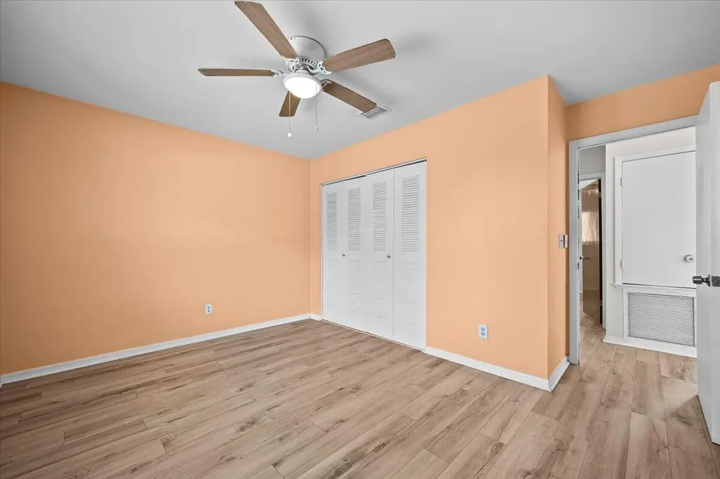 2261 SE Pear Lane Port St Lucie FL 34952