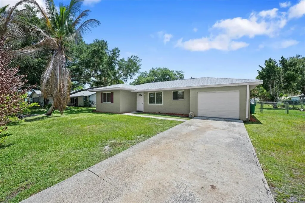 2261 SE Pear Lane Port St Lucie FL 34952