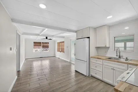 8420 SE Eagle Avenue Hobe Sound FL 33455