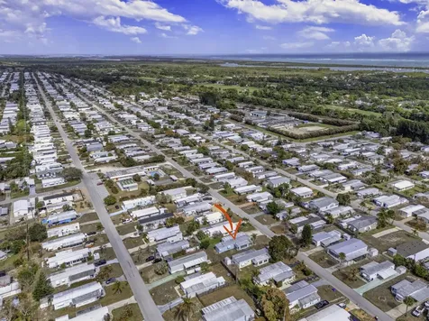 8420 SE Eagle Avenue Hobe Sound FL 33455
