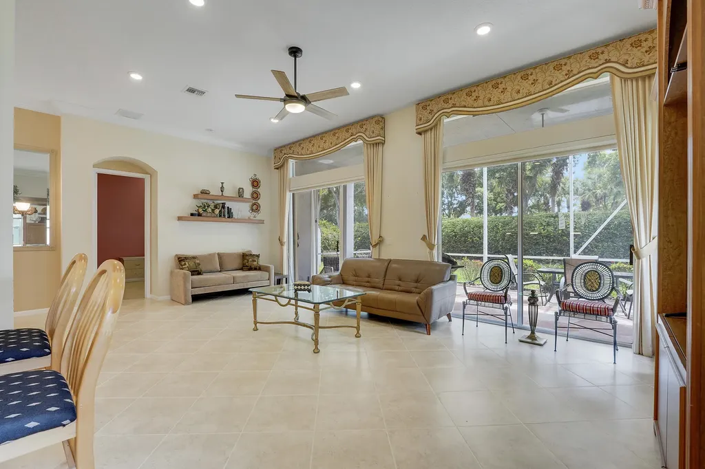 6554 Pavone Street Lake Worth FL 33467
