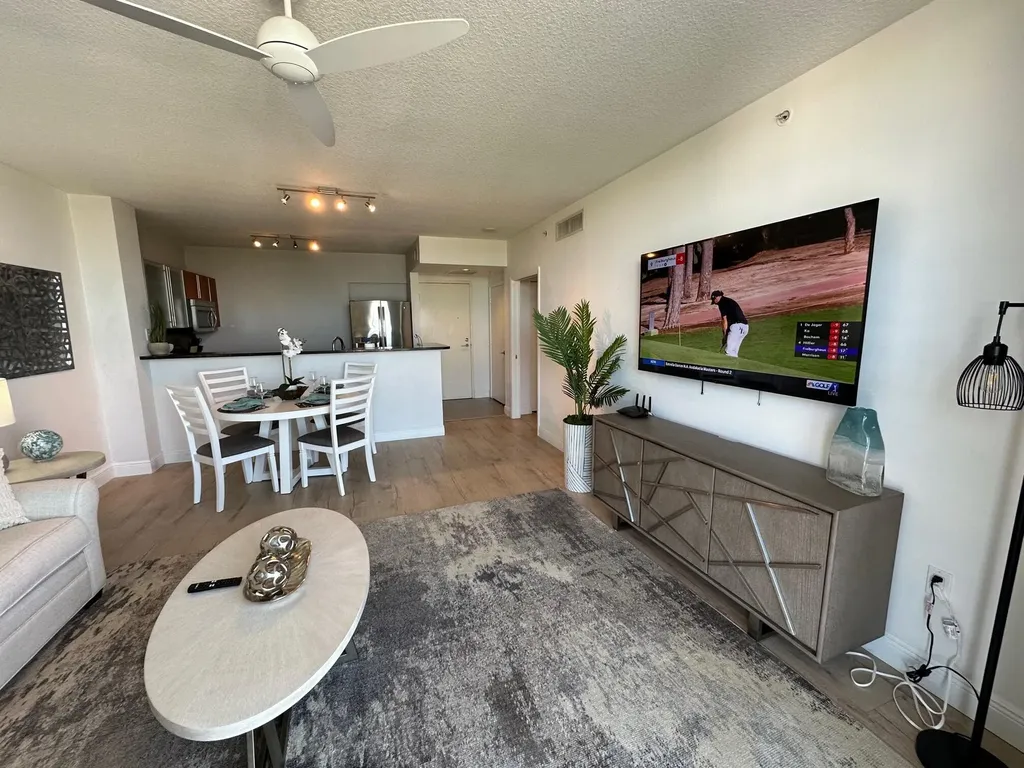 1551 N Flagler Drive West Palm Beach FL 33401