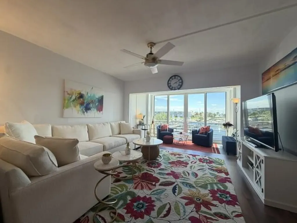 29 Yacht Club Drive North Palm Beach FL 33408