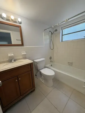 2017 NE 18th Street Fort Lauderdale FL 33305