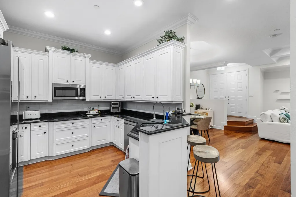 400 NE 69th Circle Boca Raton FL 33487