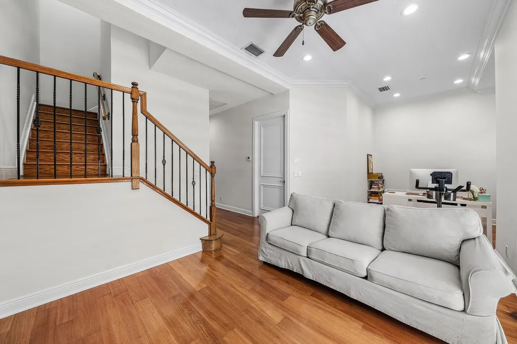 400 NE 69th Circle Boca Raton FL 33487