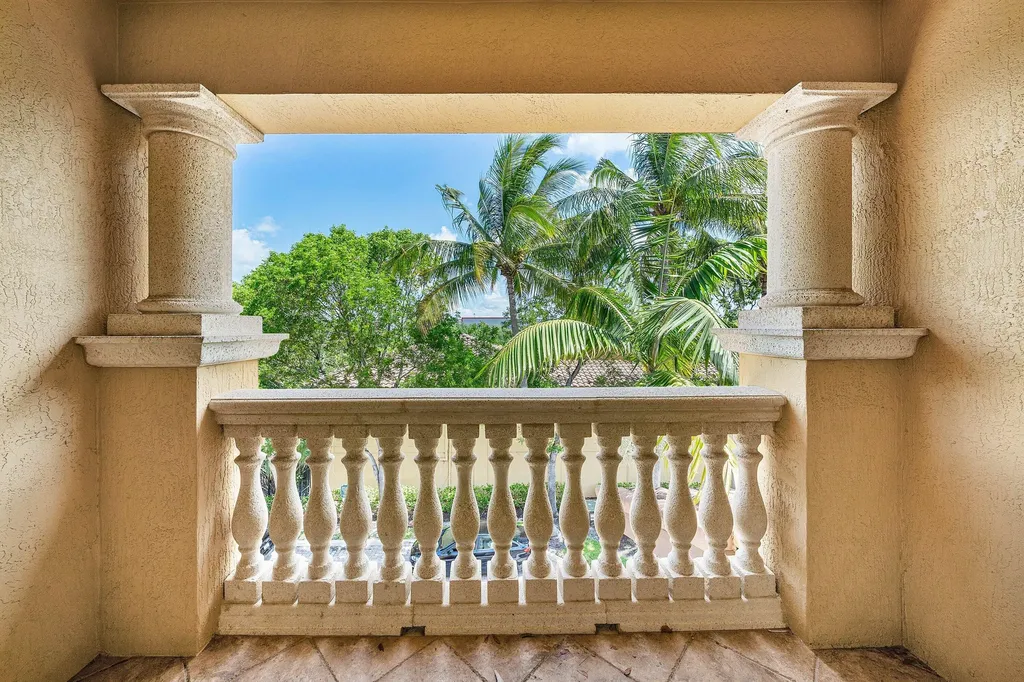 400 NE 69th Circle Boca Raton FL 33487