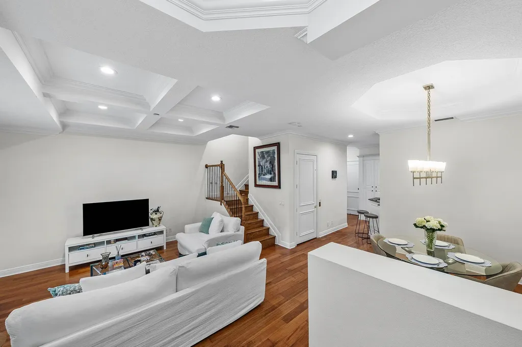 400 NE 69th Circle Boca Raton FL 33487