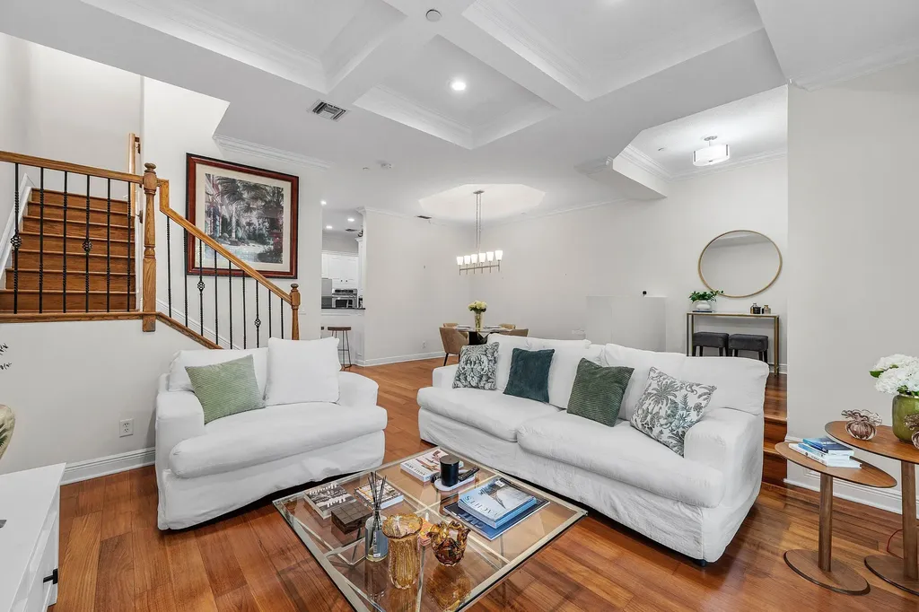 400 NE 69th Circle Boca Raton FL 33487