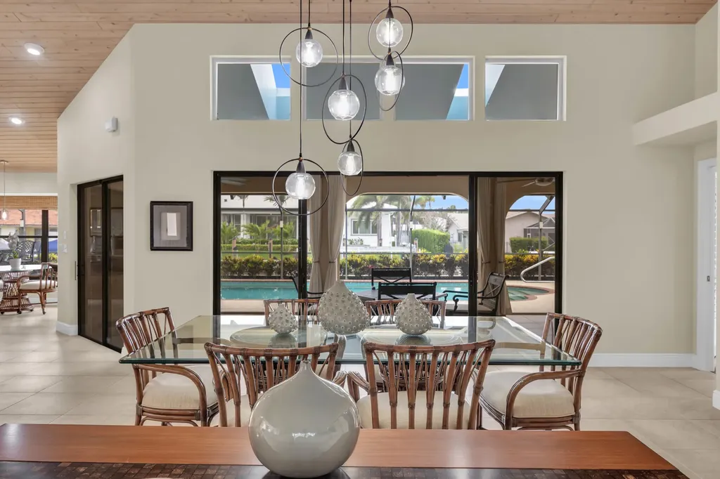 9067 SE Star Island Way Hobe Sound FL 33455