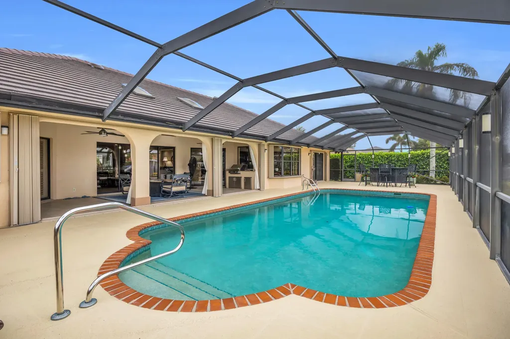 9067 SE Star Island Way Hobe Sound FL 33455